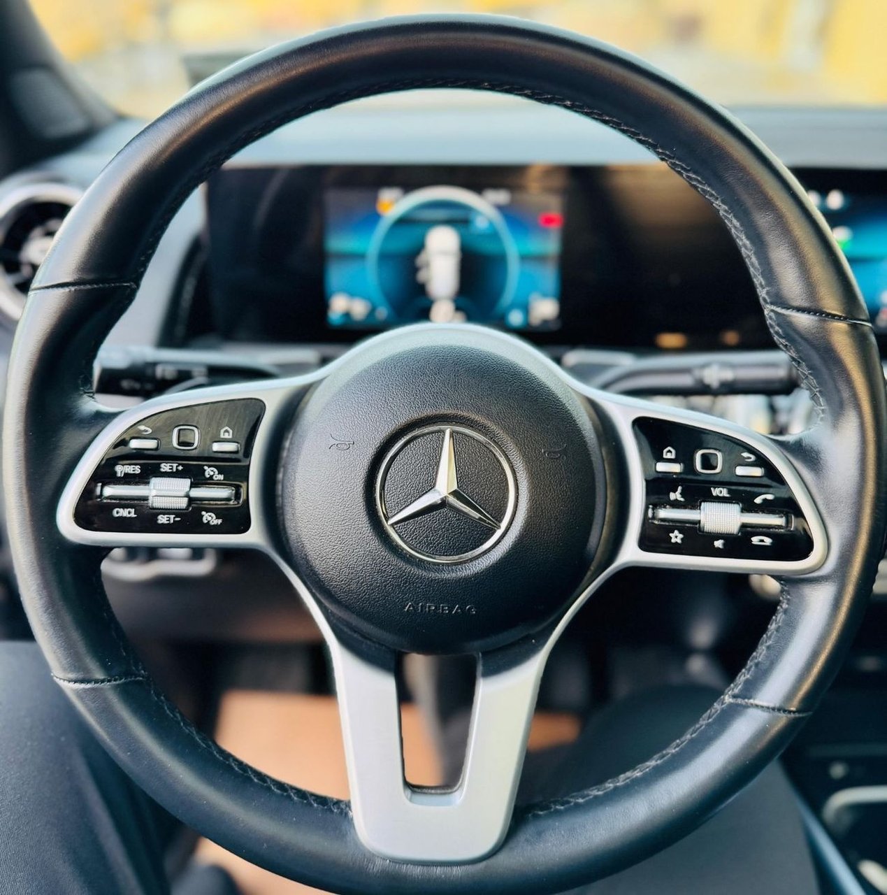 Car Image 2020 MERCEDES GLB CLASS 