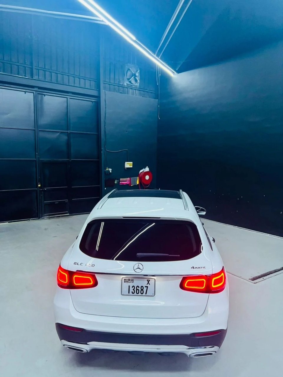 Car Image 2020 MERCEDES GLC CLASS 