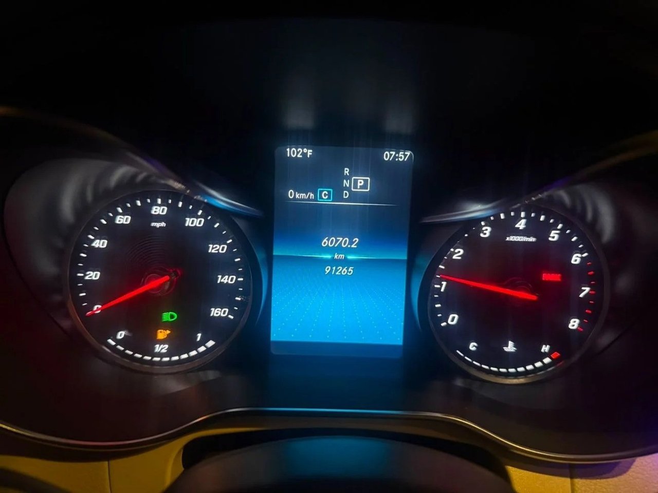 Car Image 2020 MERCEDES GLC CLASS 