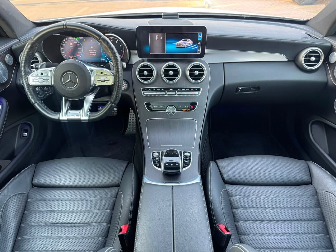 Car Image 2019 MERCEDES C Class 