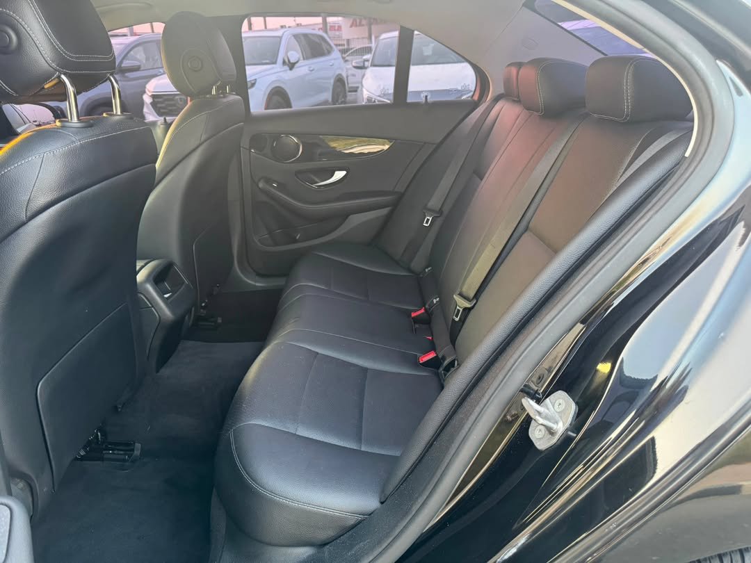 Car Image 2017 MERCEDES C Class 