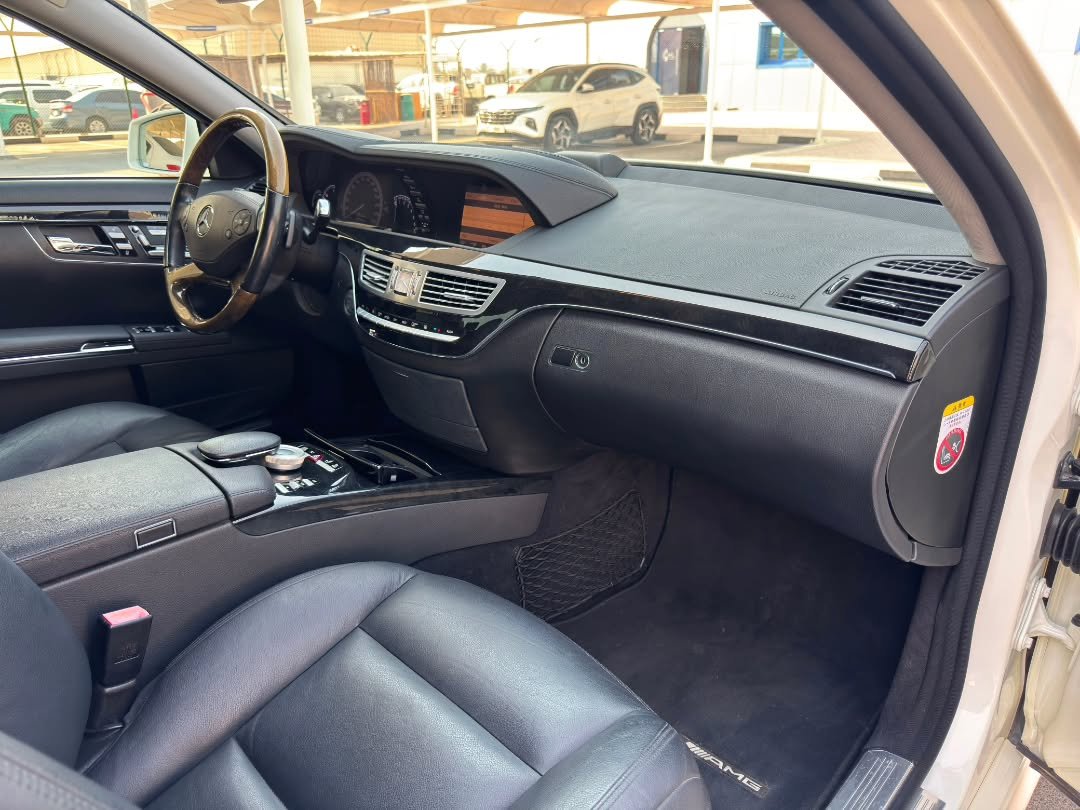Car Image 2010 MERCEDES S Class 