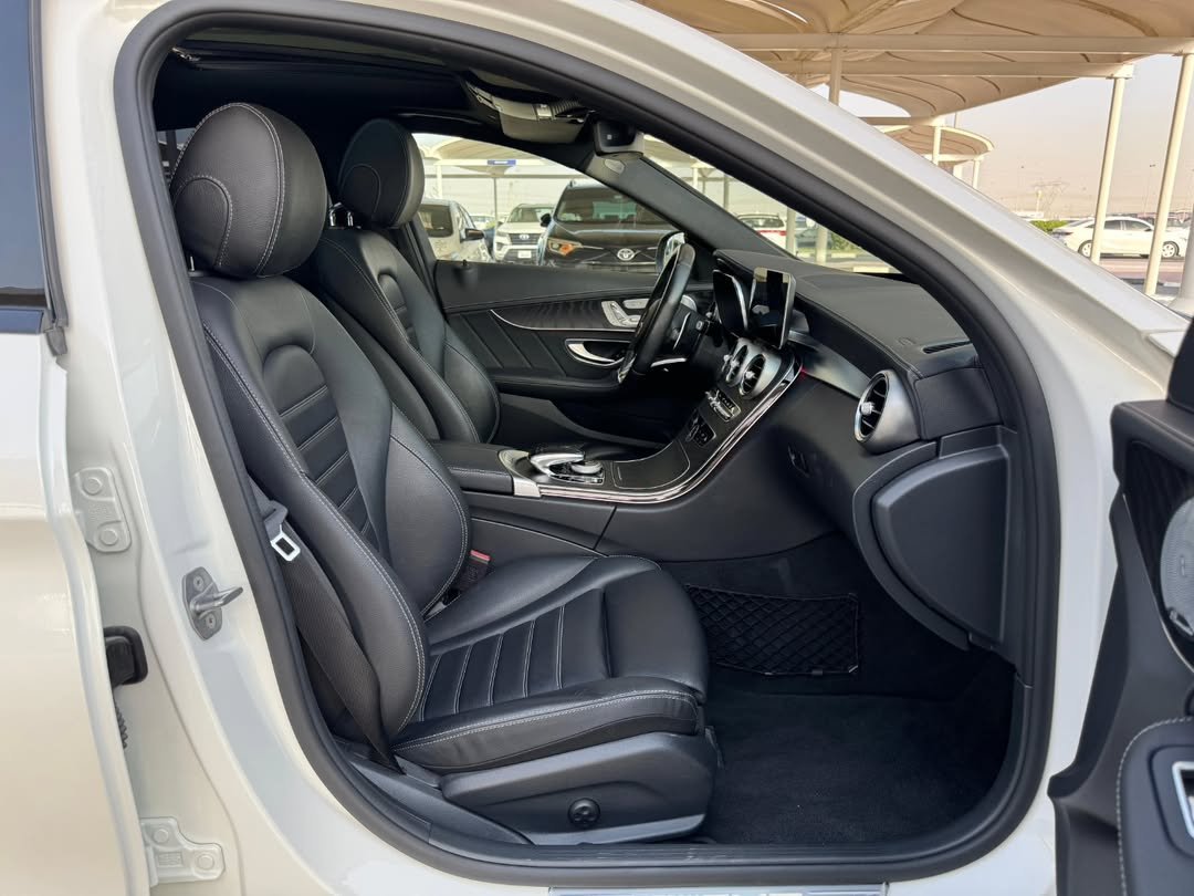 Car Image 2019 MERCEDES C Class 