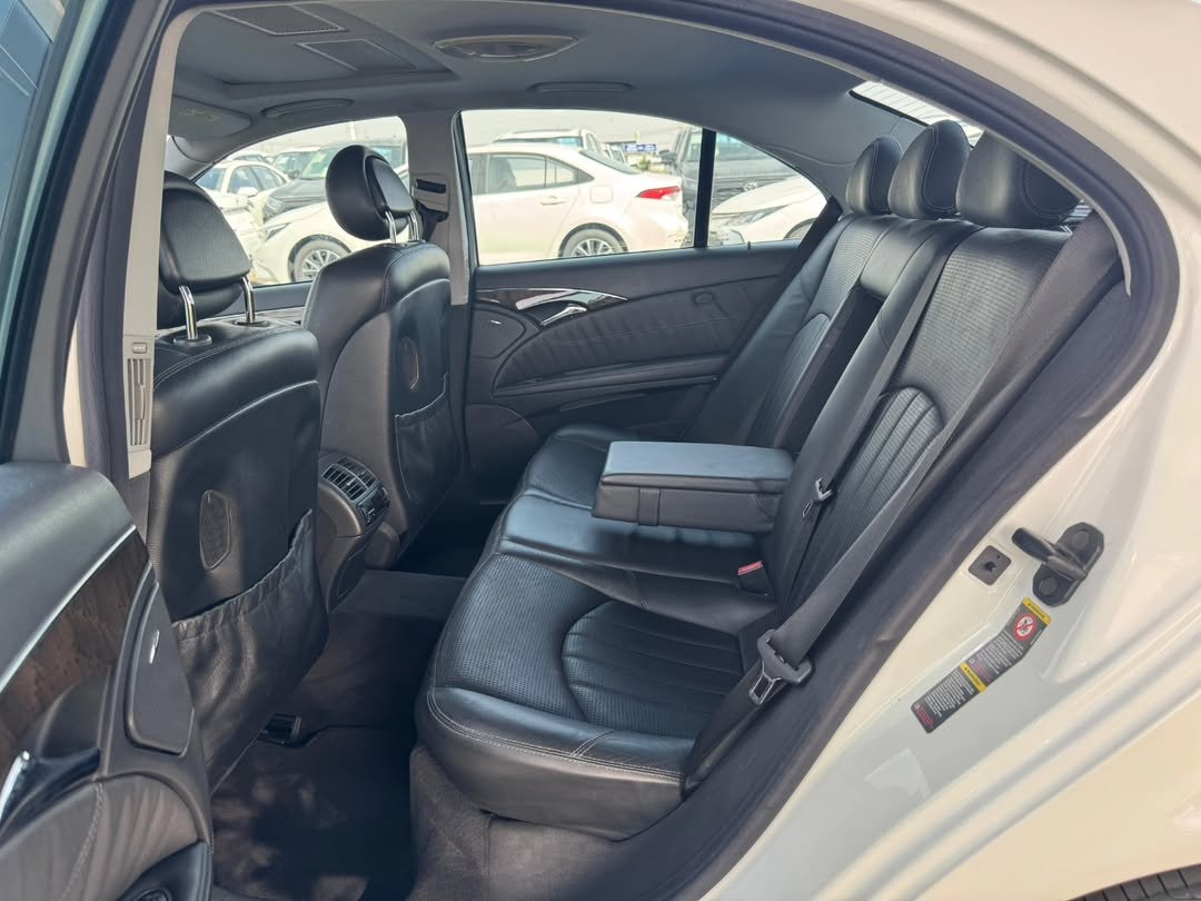 Car Image 2003 MERCEDES E Class 