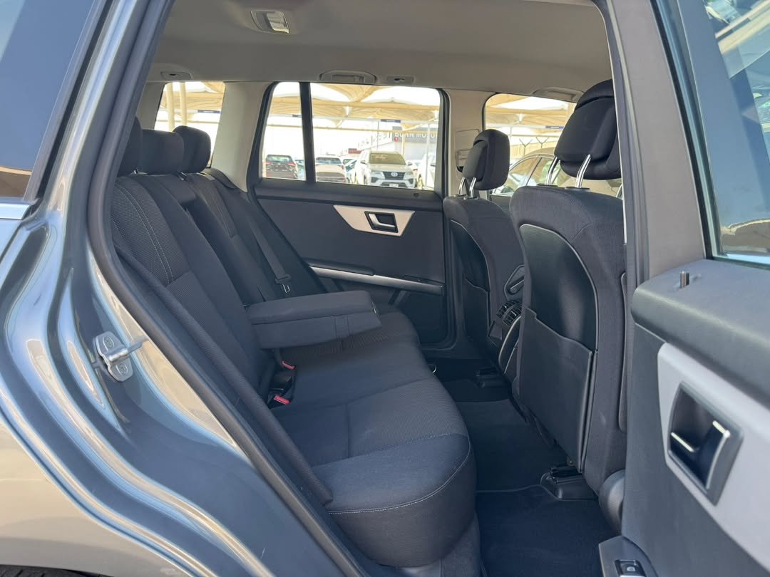 Car Image 2015 MERCEDES GLK CLASS 