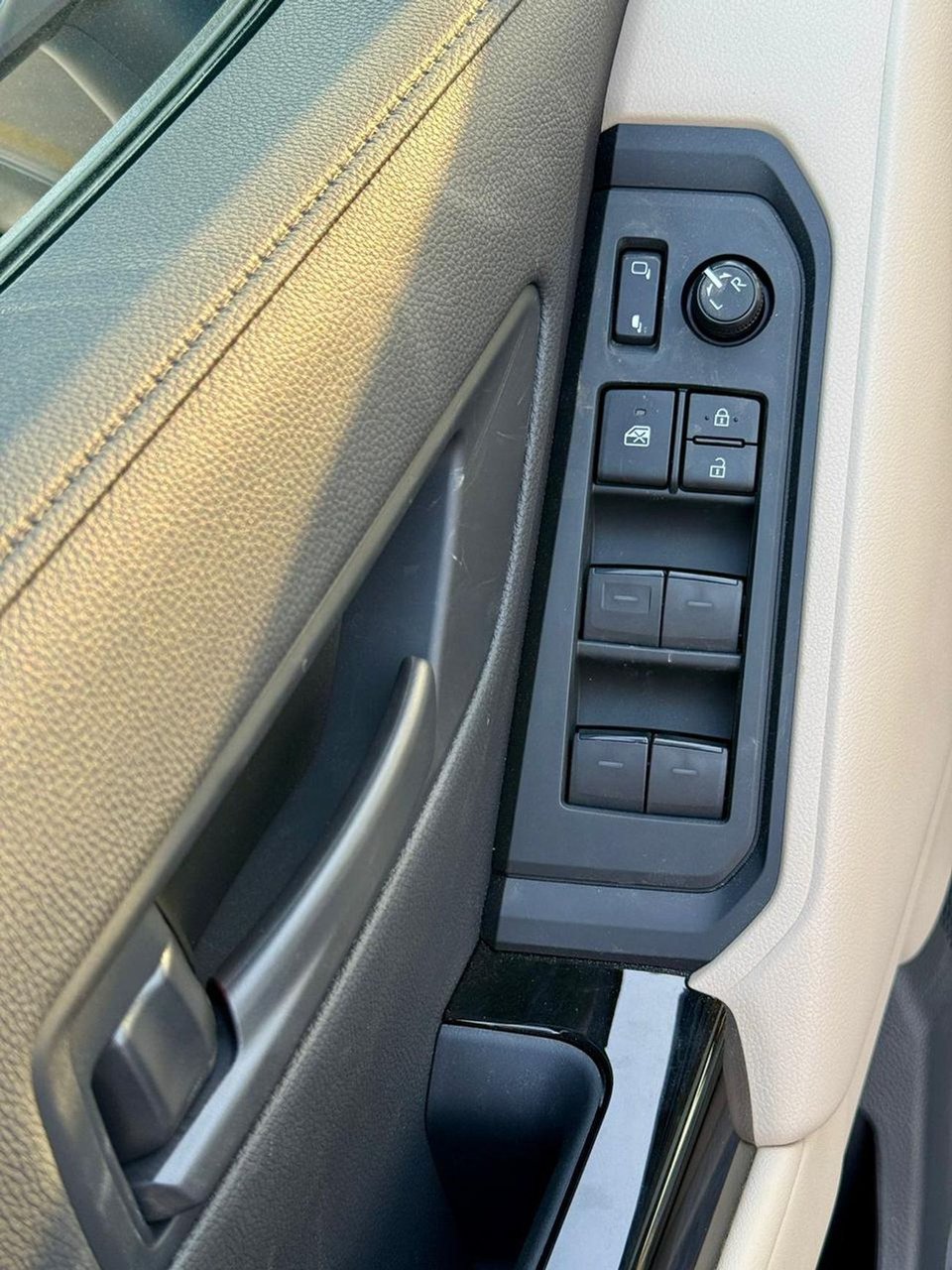 Car Image 2026 TOYOTA LAND CRUISER 
