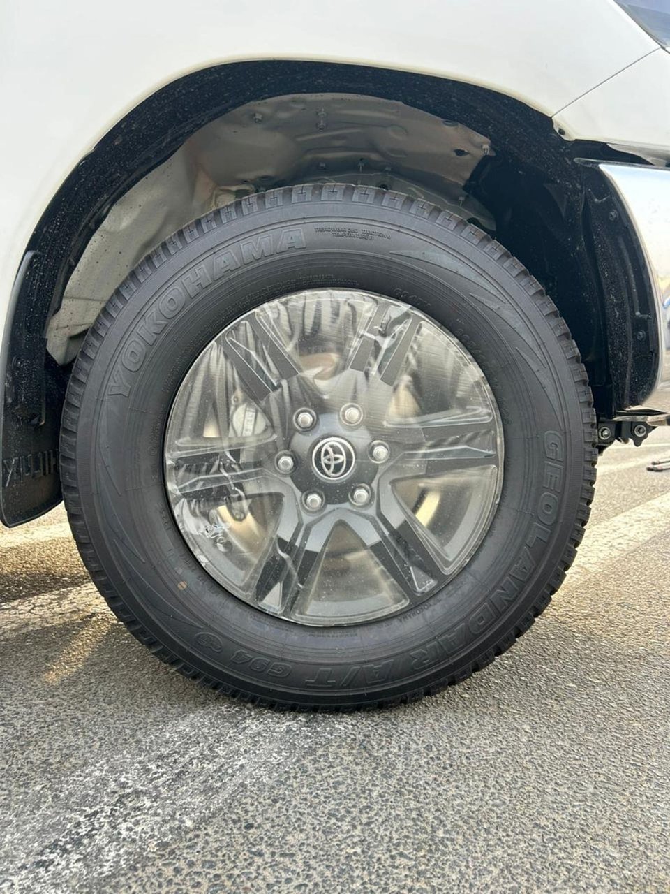 Car Image 2025 TOYOTA HILUX 