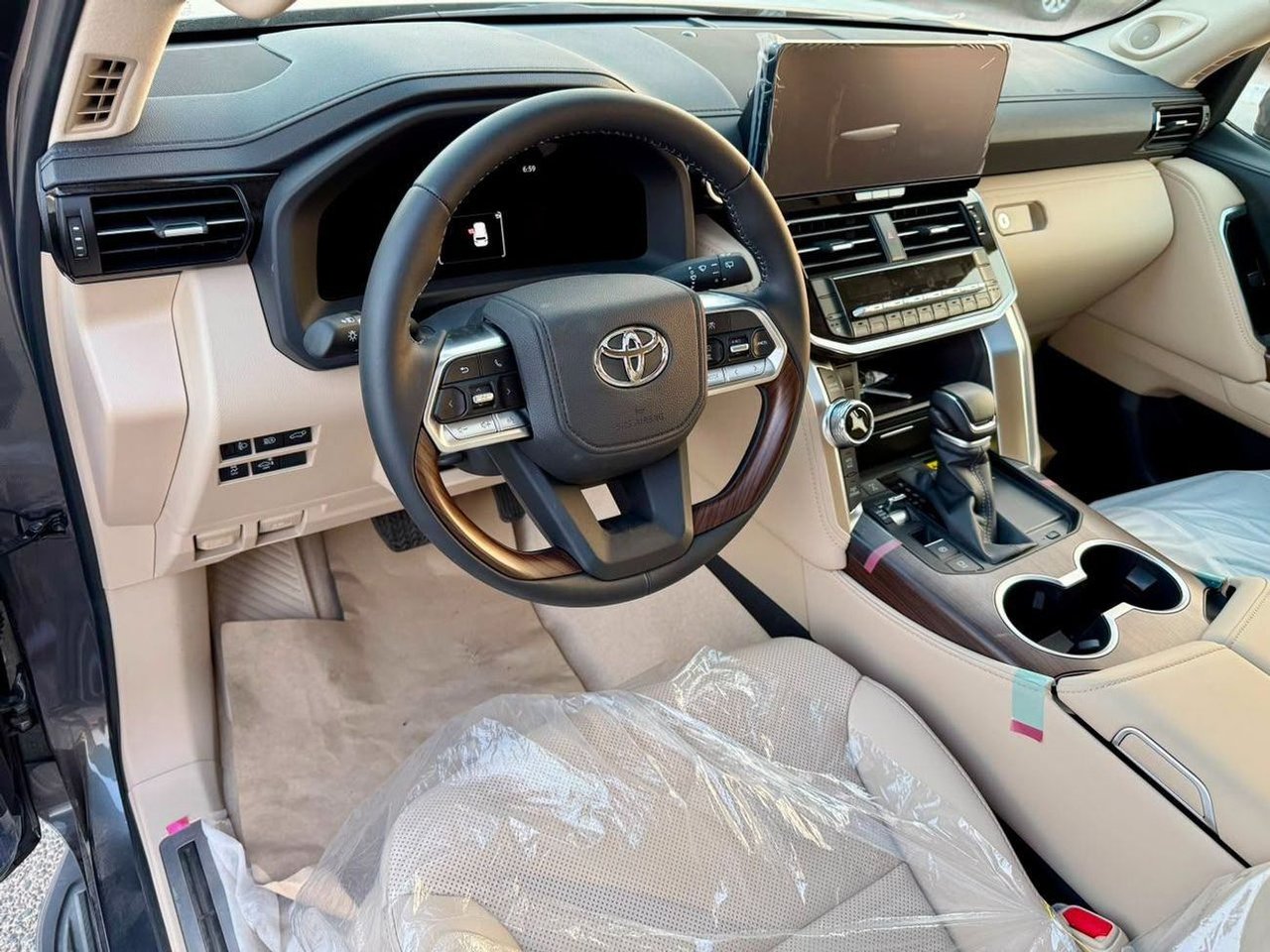 Car Image 2026 TOYOTA LAND CRUISER 
