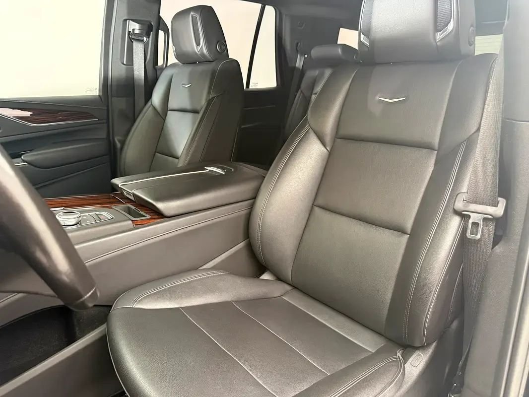 Car Image 2021 CADILLAC ESCALADE 