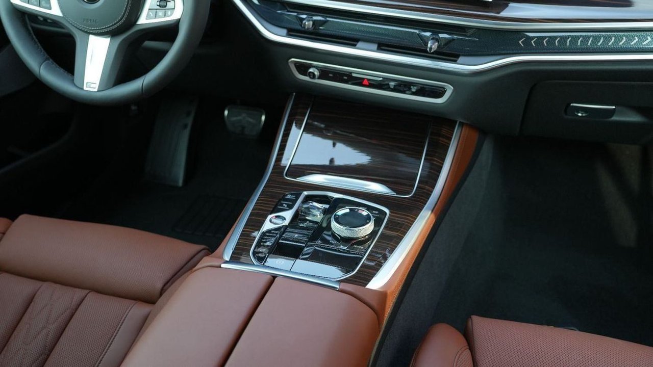 Car Image 2026 BMW X5 