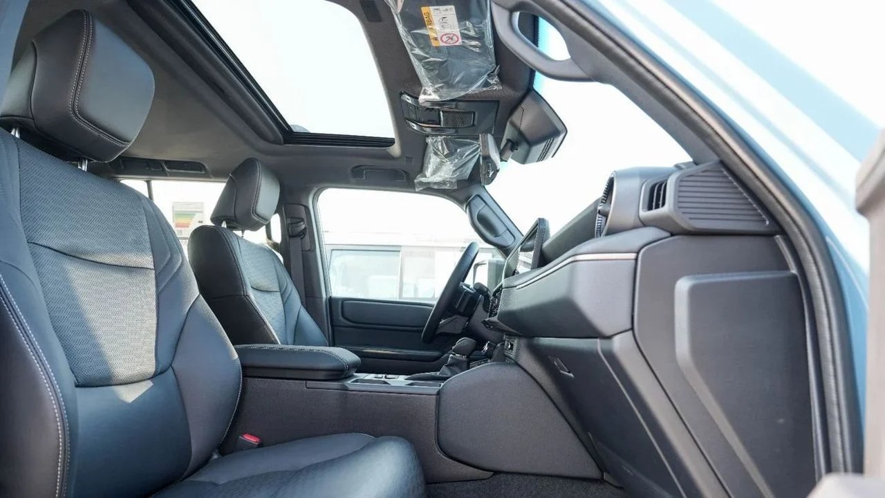 Car Image 2025 TOYOTA Prado 