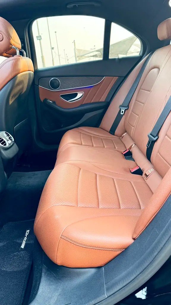 Car Image 2019 MERCEDES C Class 