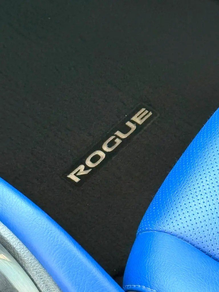 Car Image 2018 NISSAN ROGUE 
