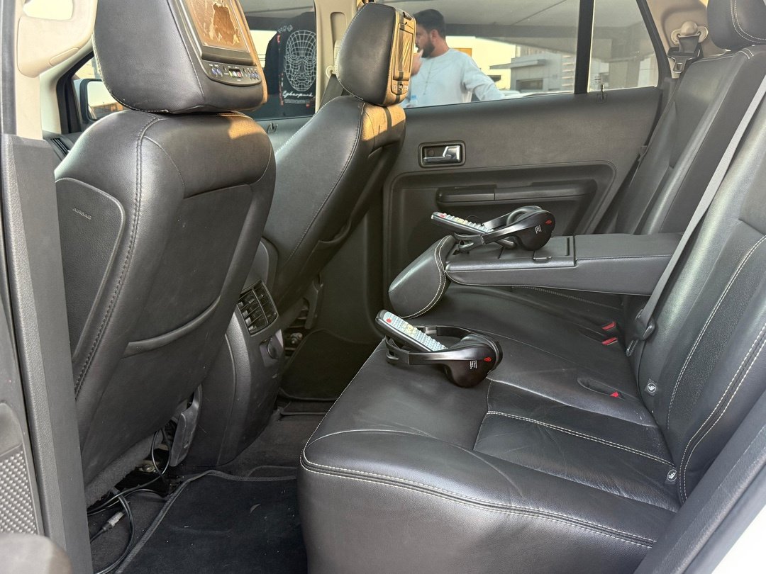 Car Image 2009 FORD EDGE 