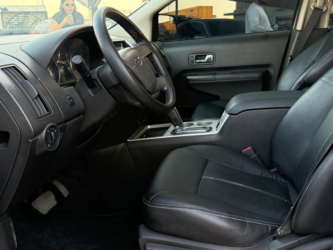 Car Image 2009 FORD EDGE 