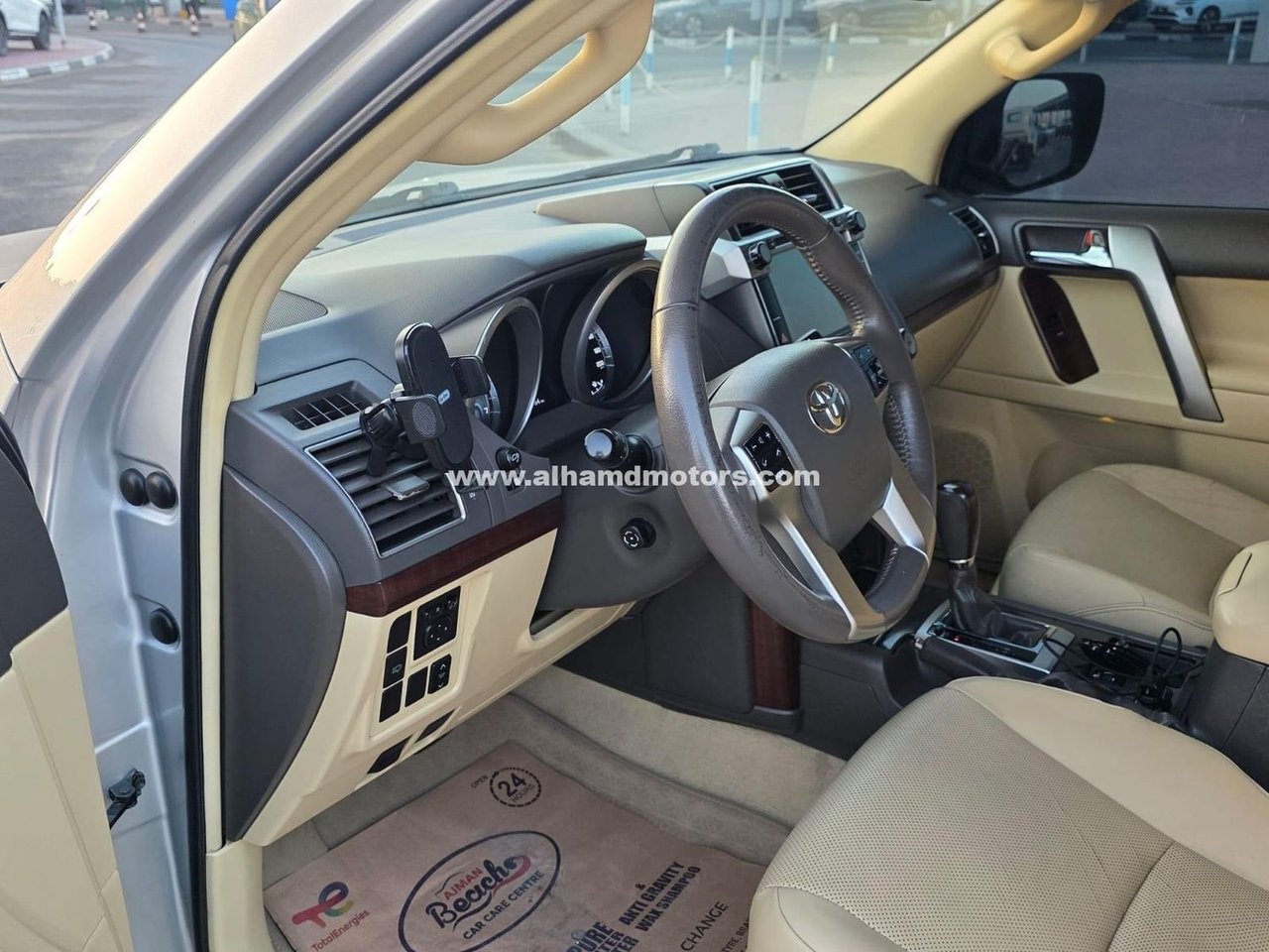 Car Image 2017 TOYOTA Prado 