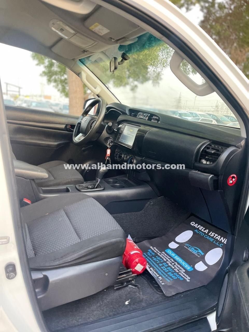 Car Image 2022 TOYOTA HILUX 