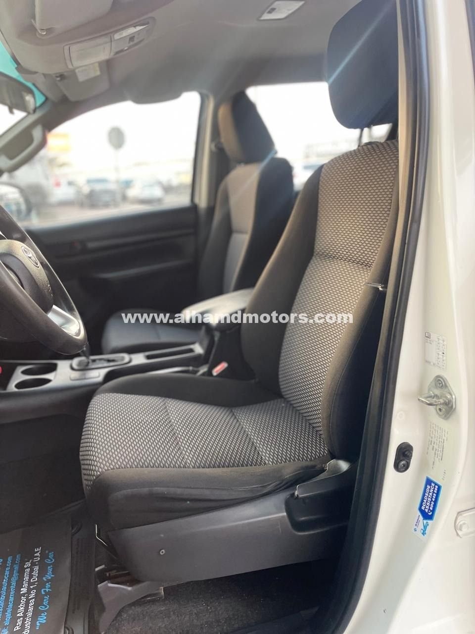 Car Image 2022 TOYOTA HILUX 
