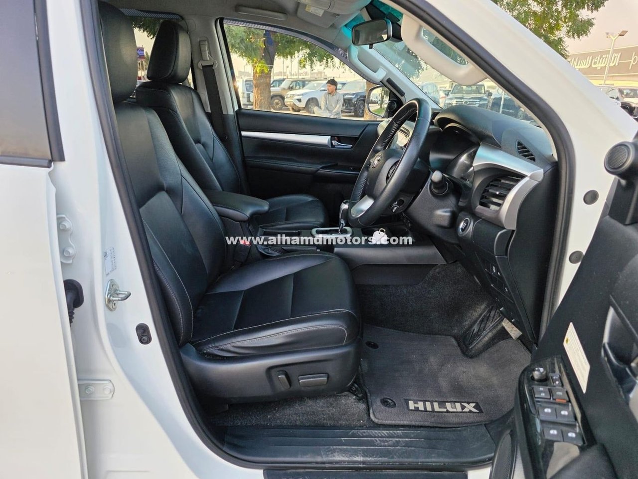 Car Image 2021 TOYOTA HILUX 