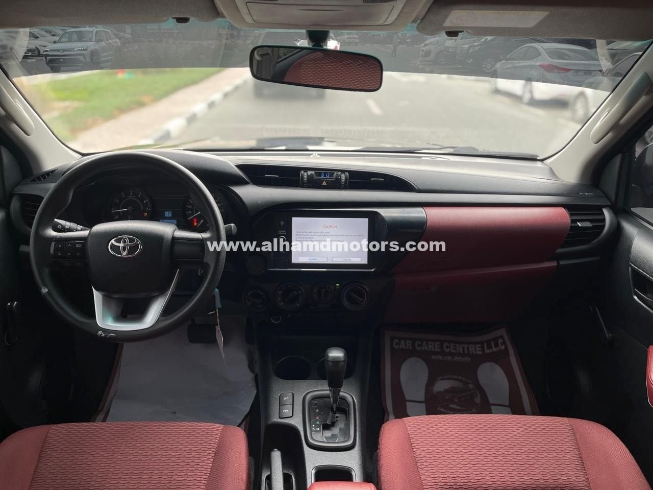 Car Image 2022 TOYOTA HILUX 