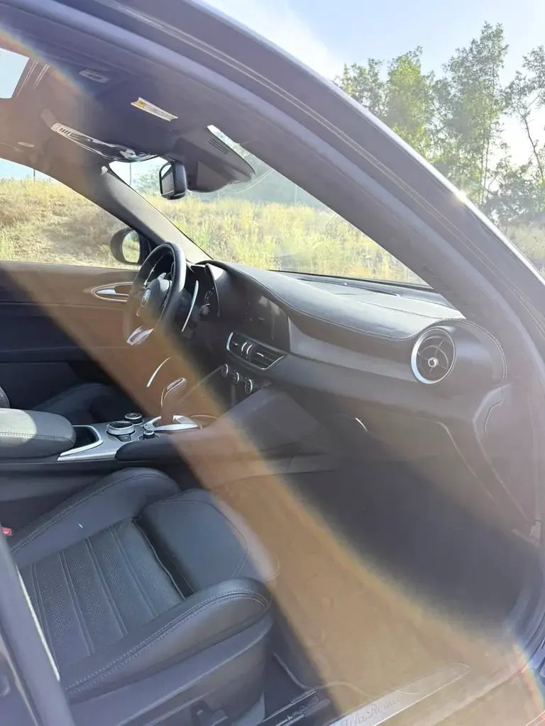 Car Image 2022 ALFA ROMEO GIULIA 