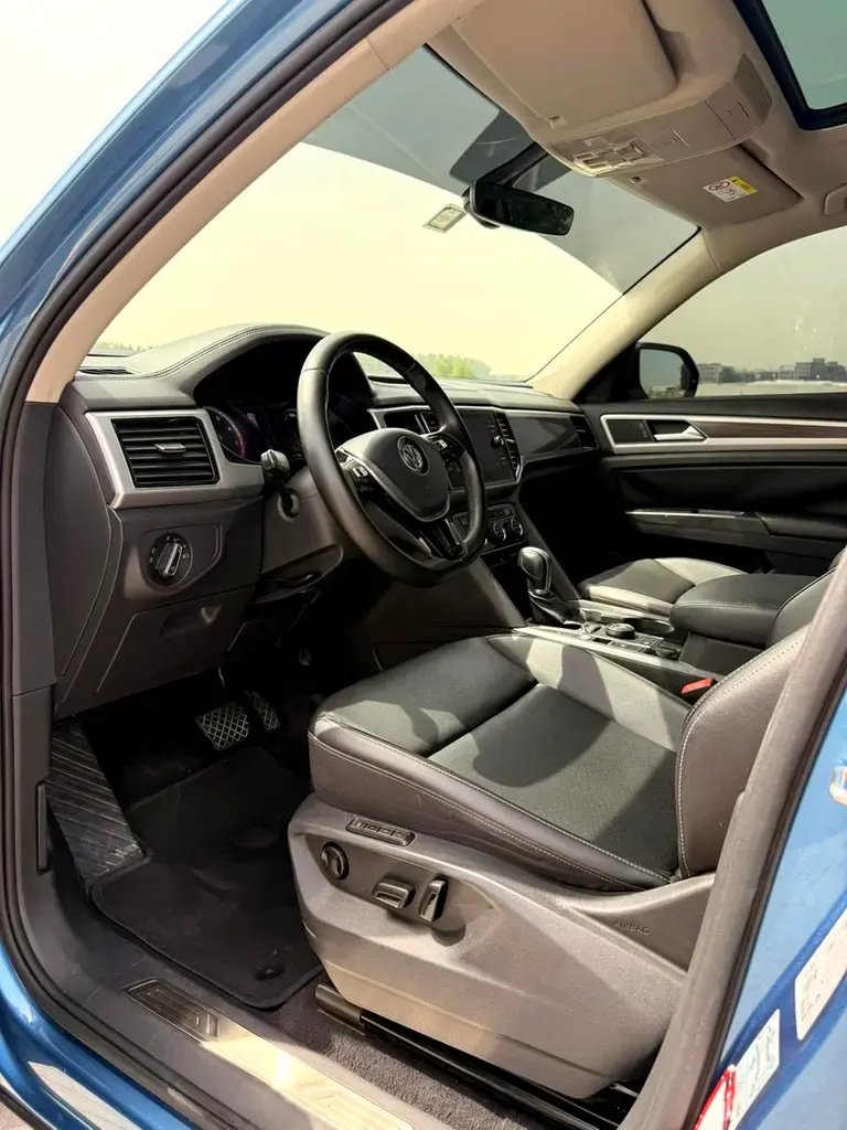 Car Image 2019 VOLKSWAGEN TERAMONT 