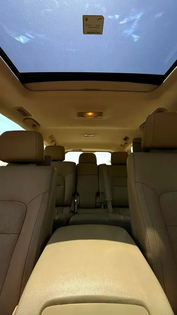 Car Image 2016 TOYOTA LAND CRUISER 
