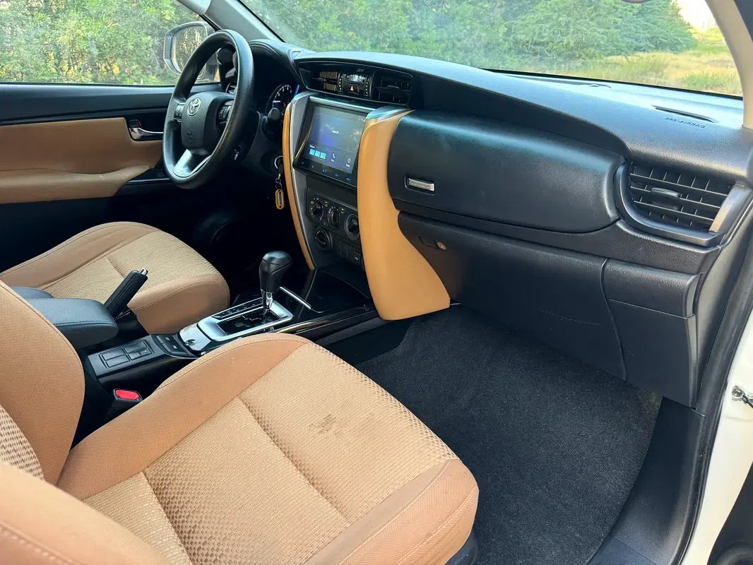 Car Image 2024 TOYOTA FORTUNER 