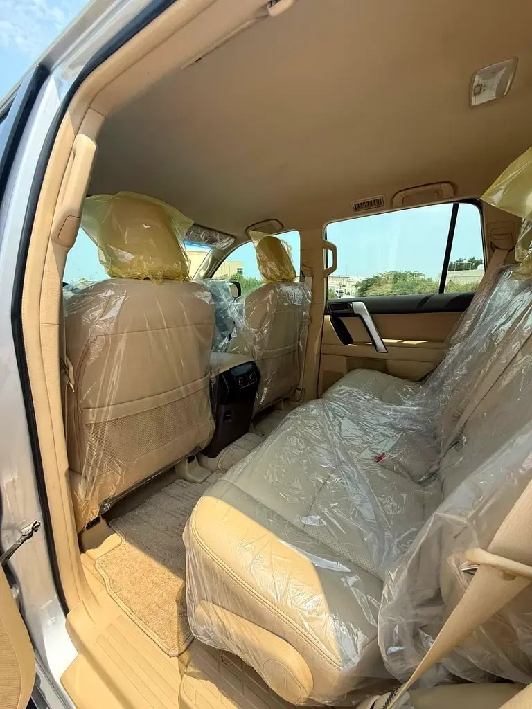 Car Image 2017 TOYOTA Prado 