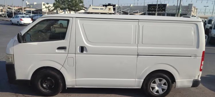 Car Image 2014 TOYOTA Hiace 