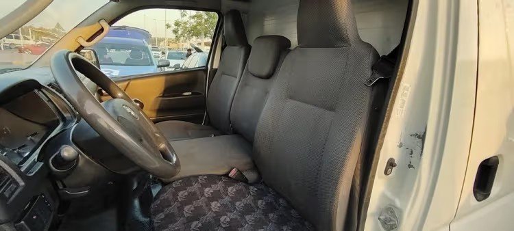 Car Image 2016 TOYOTA Hiace 