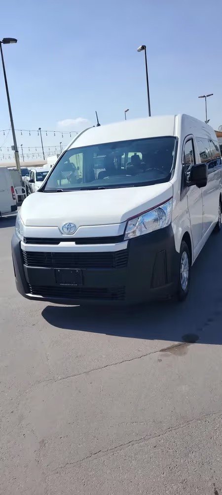 Car Image 2023 TOYOTA Hiace 