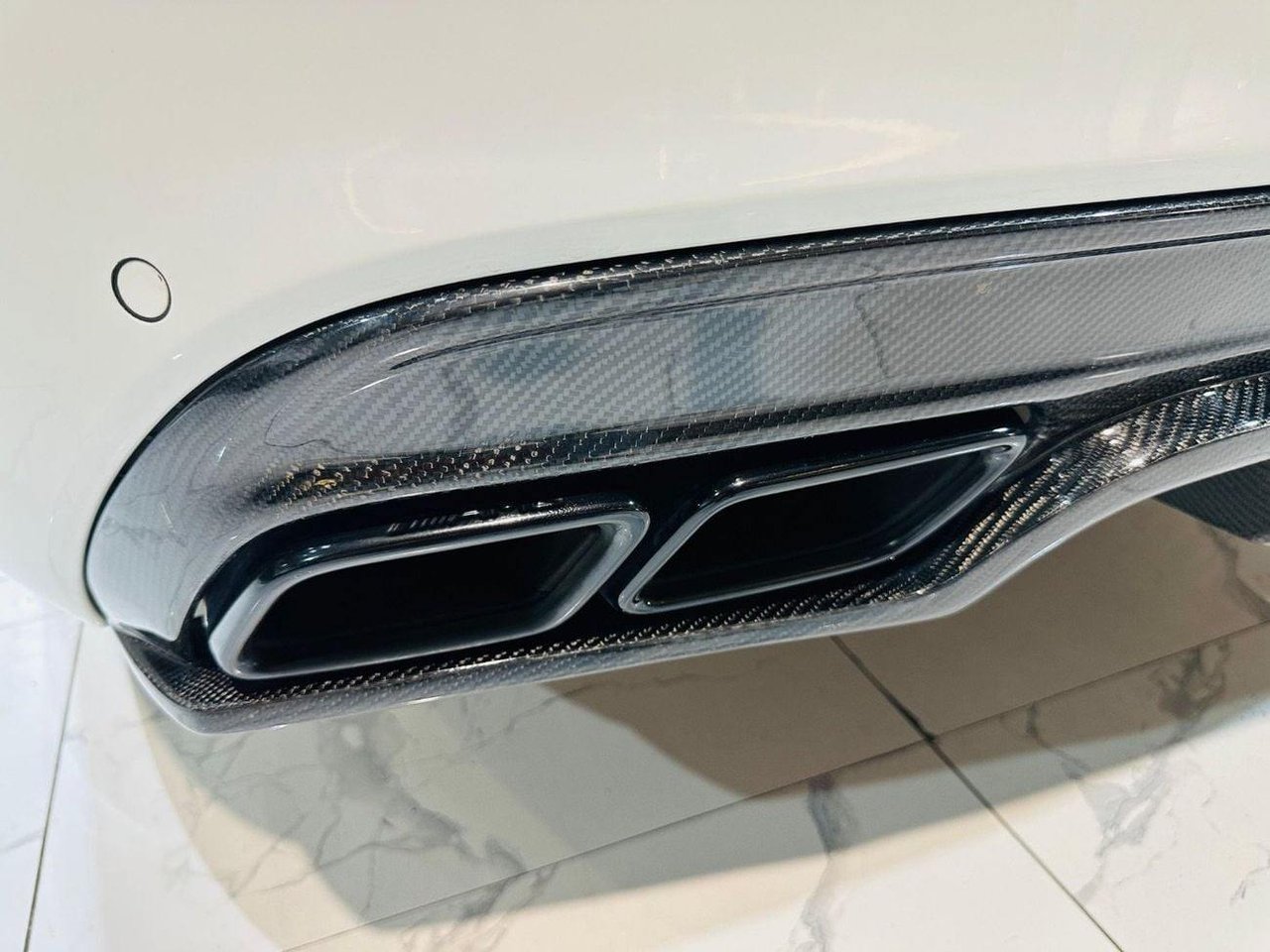 Car Image 2017 MERCEDES C Class 
