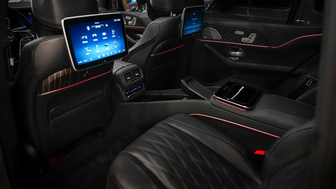 Car Image 2025 MERCEDES GLS CLASS 