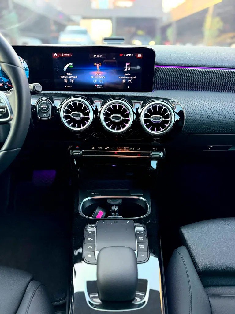 Car Image 2021 MERCEDES A CLASS 