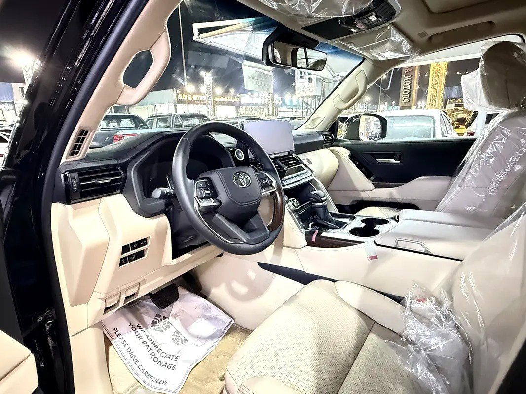 Car Image 2026 TOYOTA LAND CRUISER 