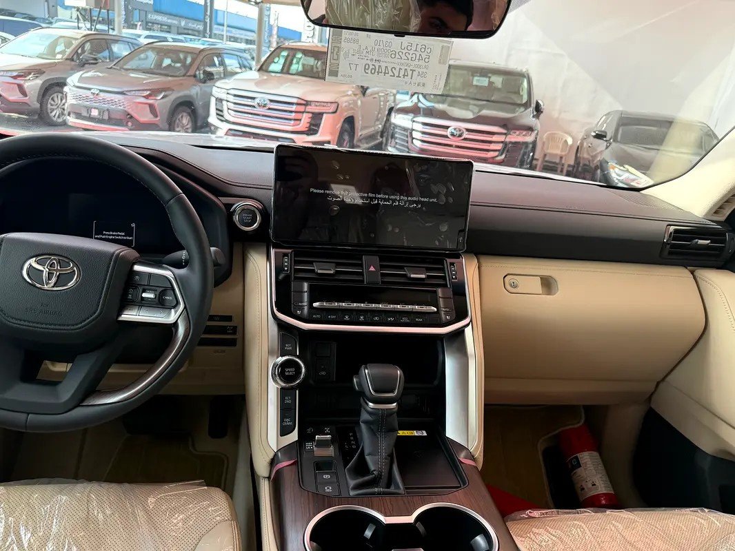 Car Image 2026 TOYOTA LAND CRUISER 