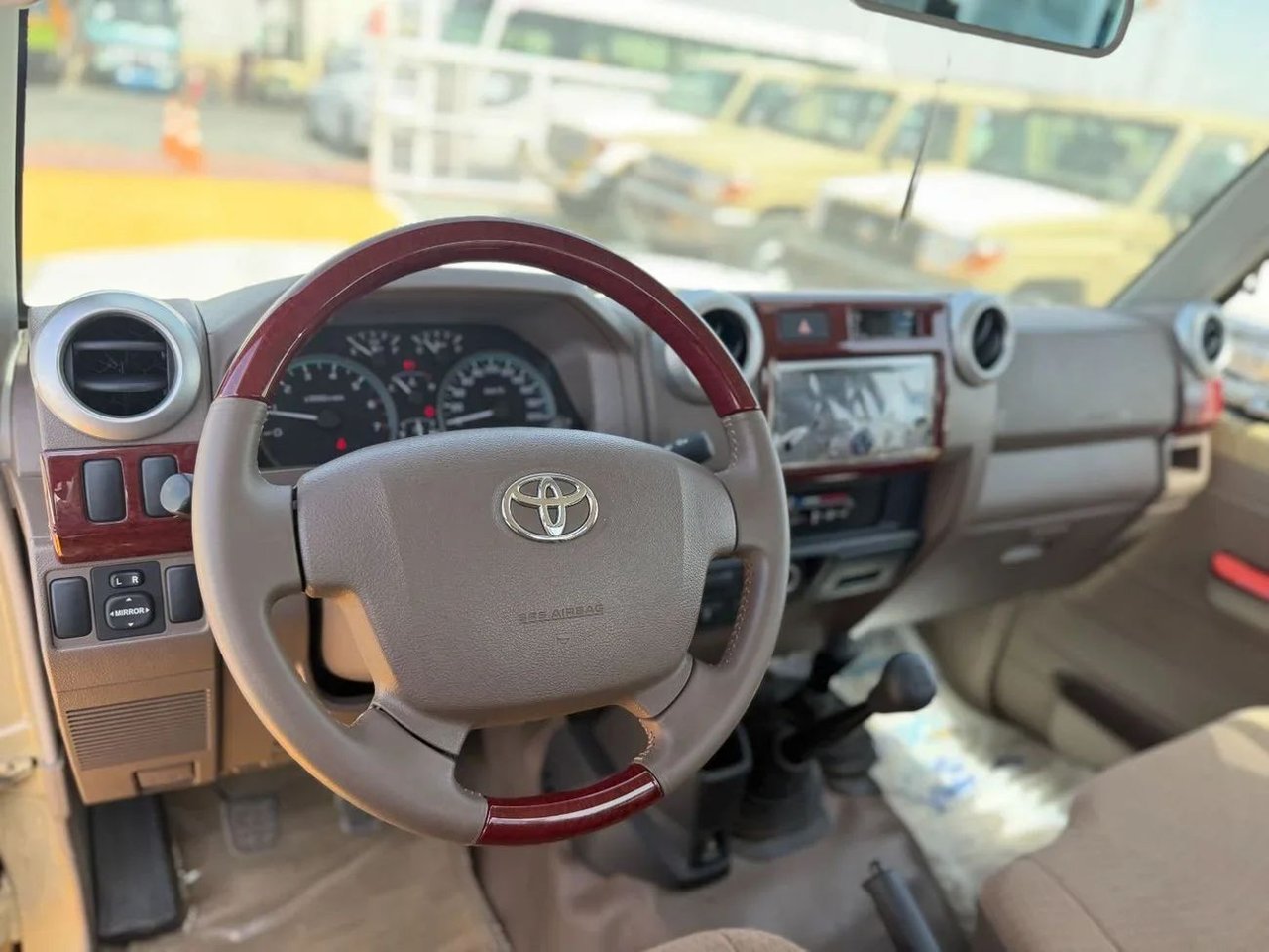 Car Image 2021 TOYOTA LAND CRUISER 