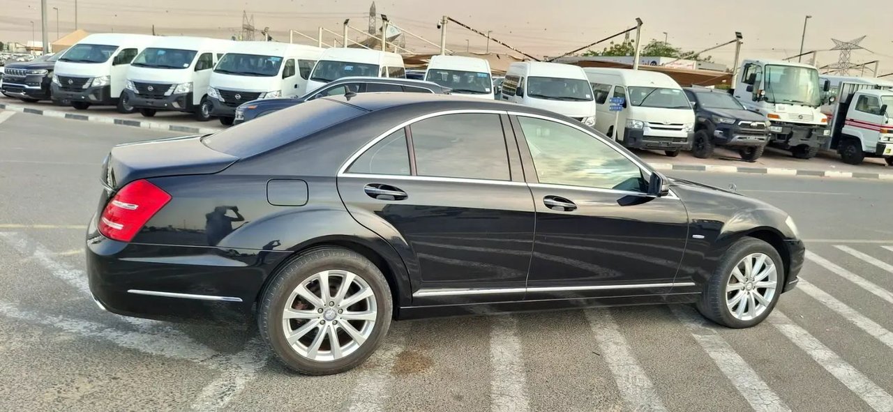 Car Image 2011 MERCEDES S Class 