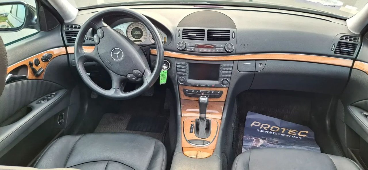 Car Image 2008 MERCEDES E Class 