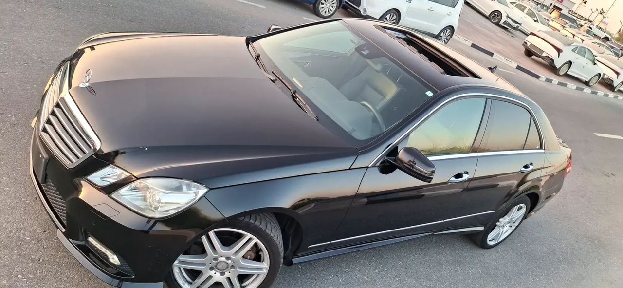 Car Image 2011 MERCEDES E Class 