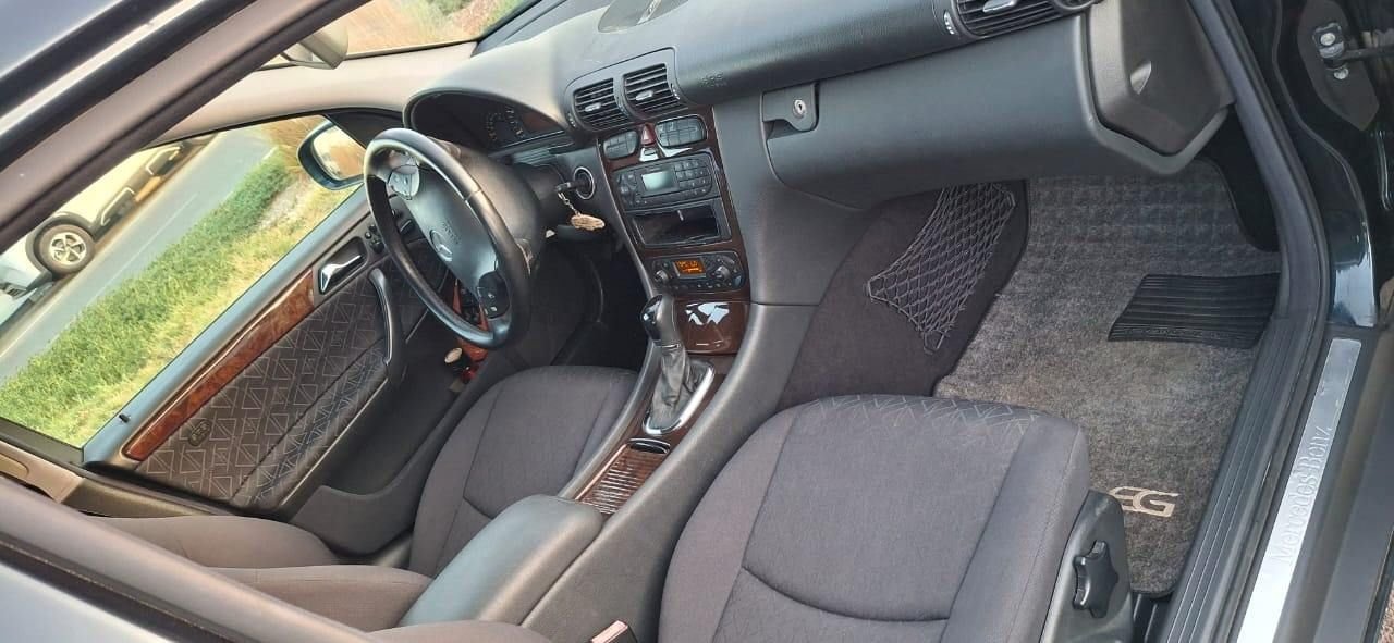 Car Image 2001 MERCEDES C Class 