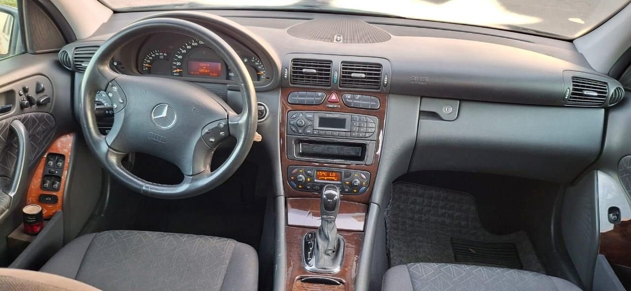 Car Image 2001 MERCEDES C Class 