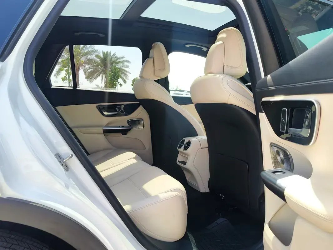 Car Image 2023 MERCEDES GLC CLASS 