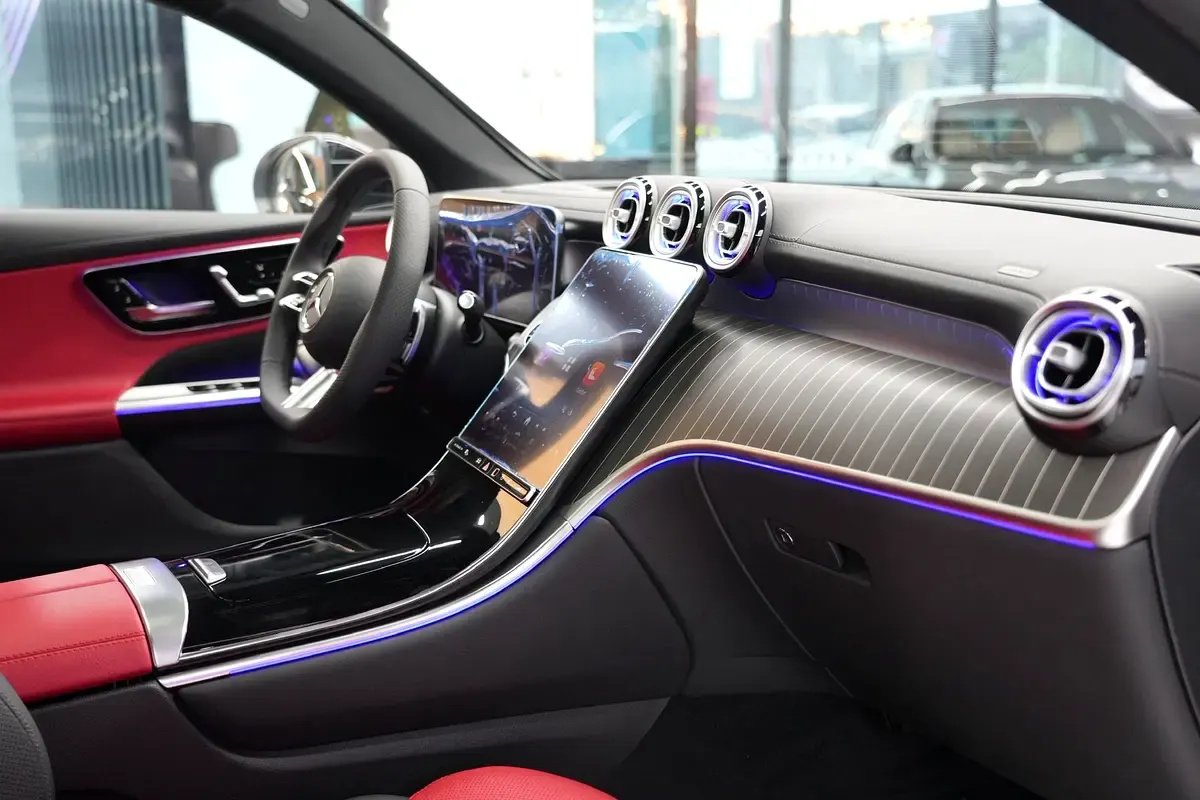 Car Image 2026 MERCEDES GLC CLASS 