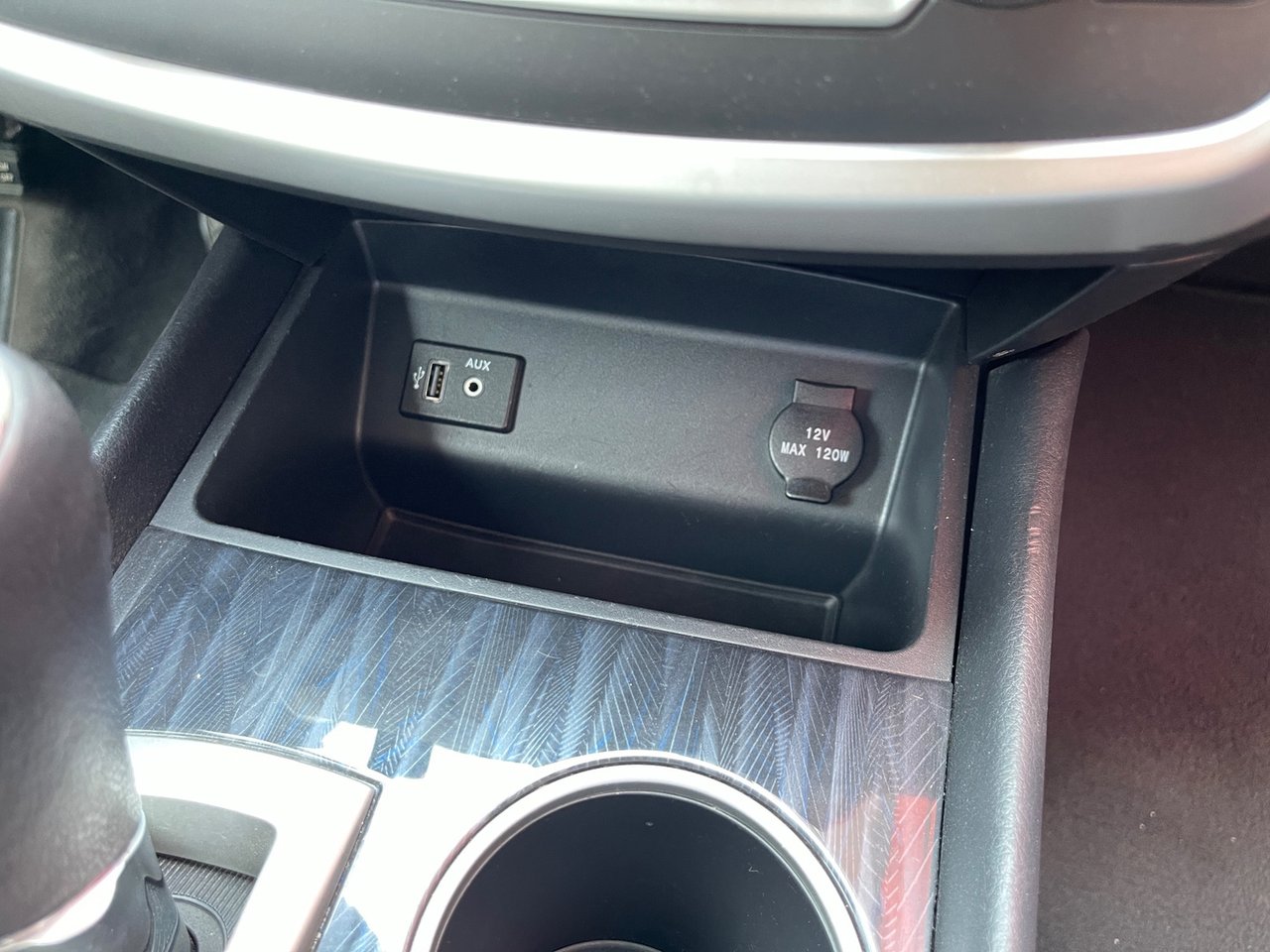 Car Image 2017 NISSAN ALTIMA 
