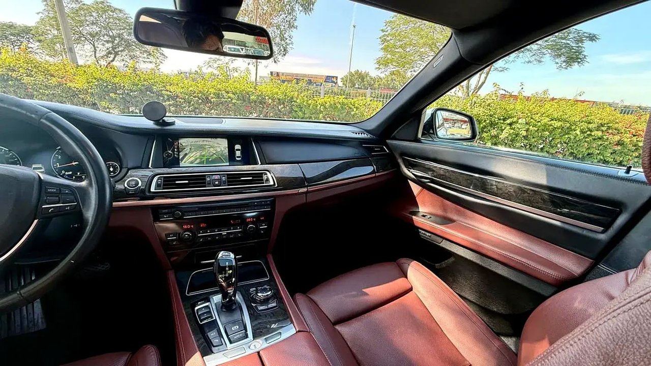 Car Image 2014 BMW 7 SERIES 