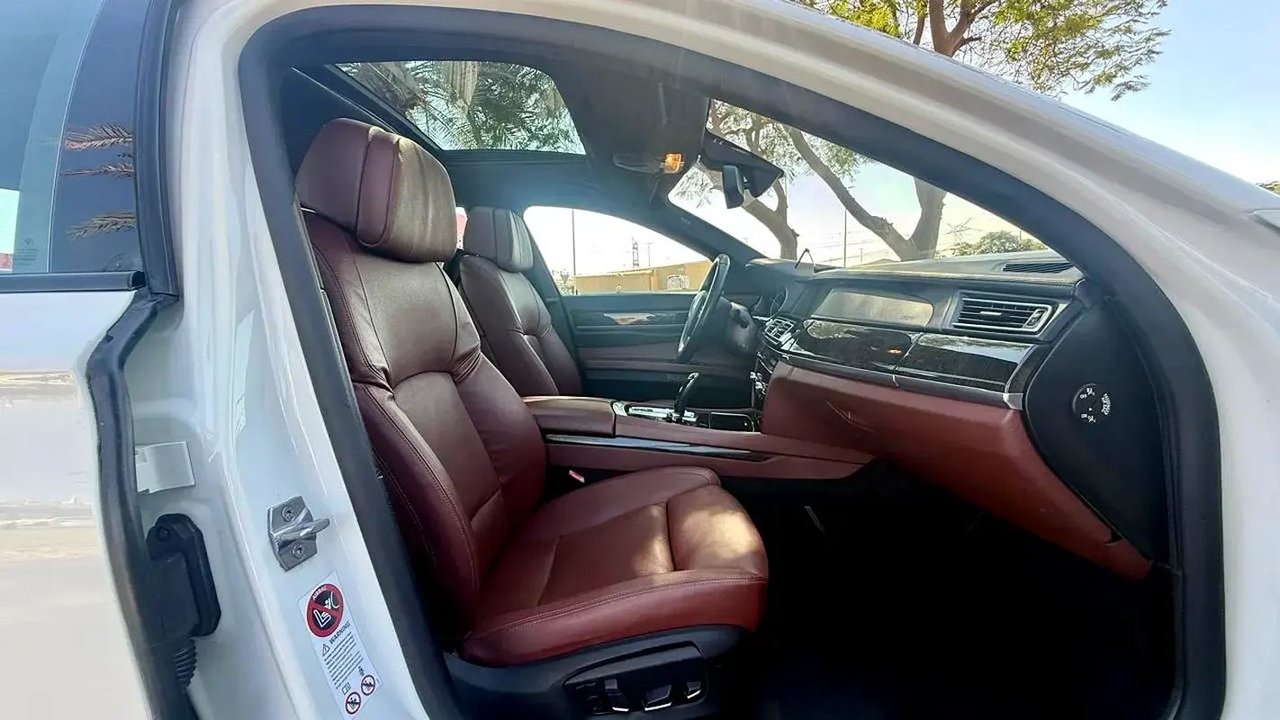 Car Image 2014 BMW 7 SERIES 