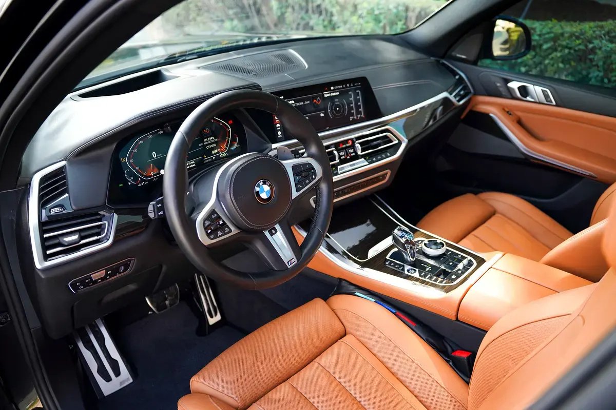 Car Image 2019 BMW X5 