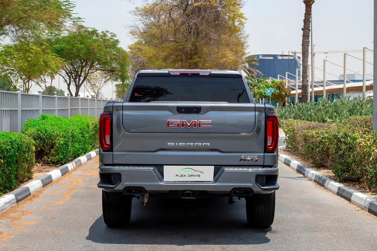 Car Image 2021 GMC SIERRA 